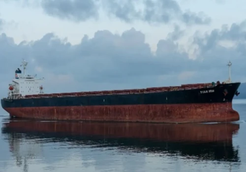 Star Bulk 20-Year-Old Panamax Targeted by Houthis: Maritime Security Concerns Escalate